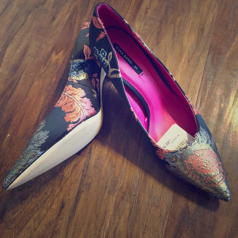 Zara floral heels NWT